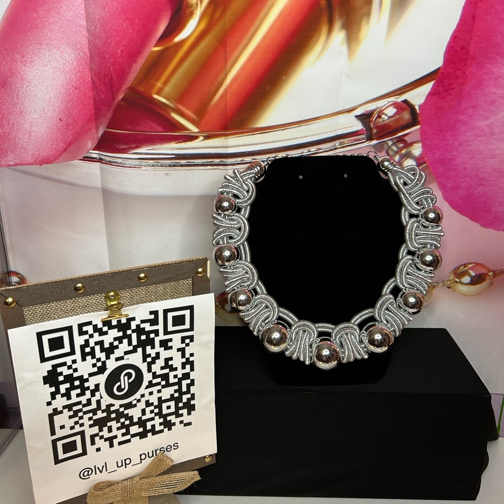 Elegant Silver Women's Necklace, NIB